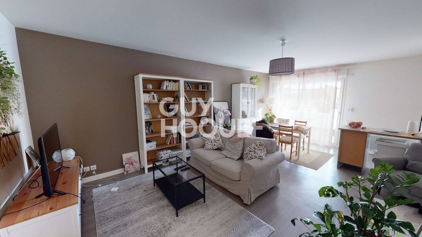 Appartement 3 pièces 67 m² · à Poitiers · 66,7 m² · 653 €