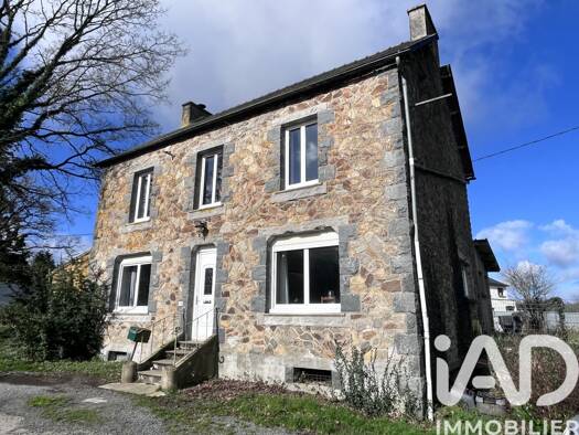 Maison à vendre 138 000 € 6 pièces 4 chambres 138 m² 2 323 m² de terrain La Motte 22600