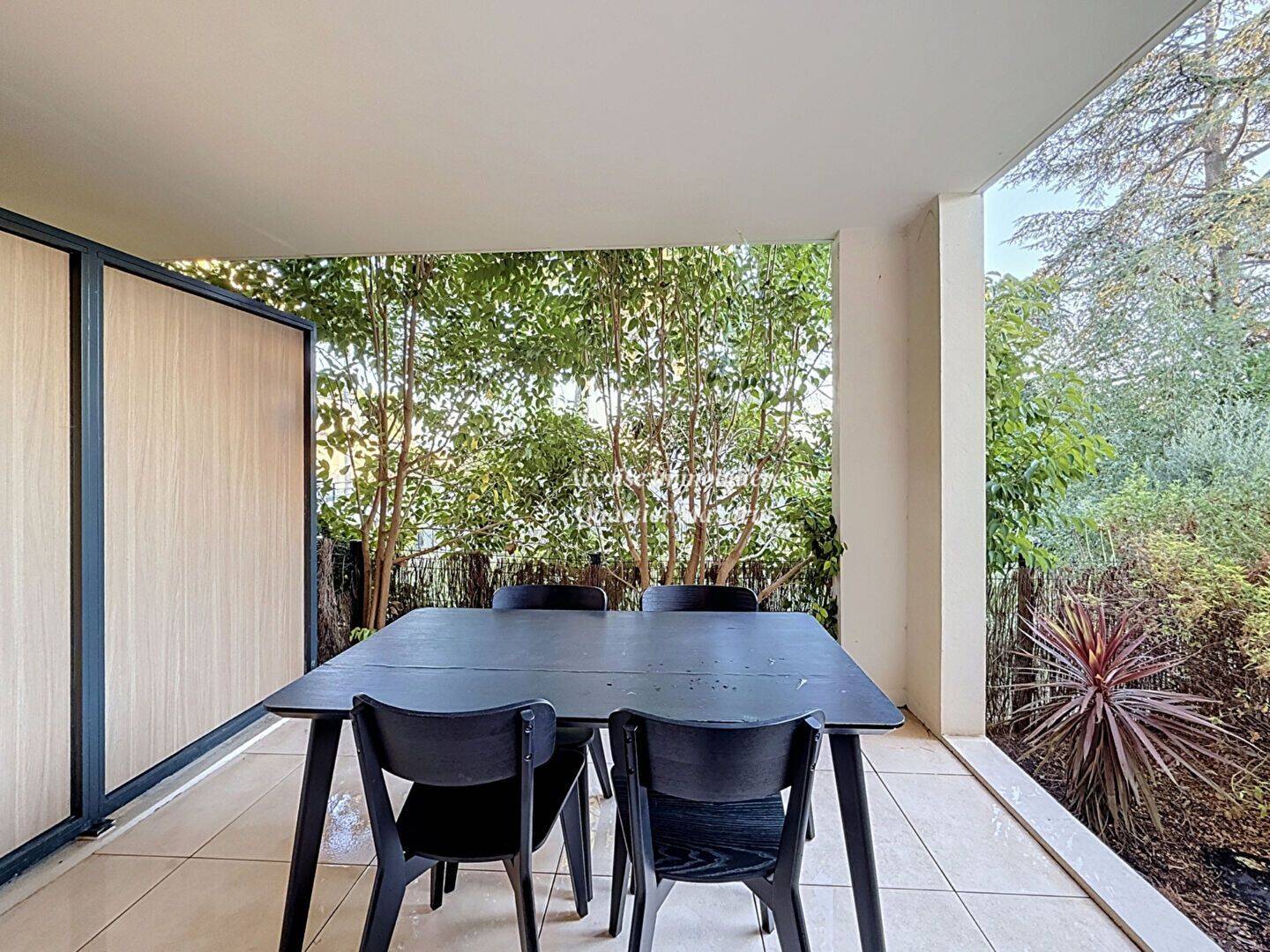 Appartement 2 pièces 43 m² · à Aix-en-Provence · 43 m² · 294 000 €
