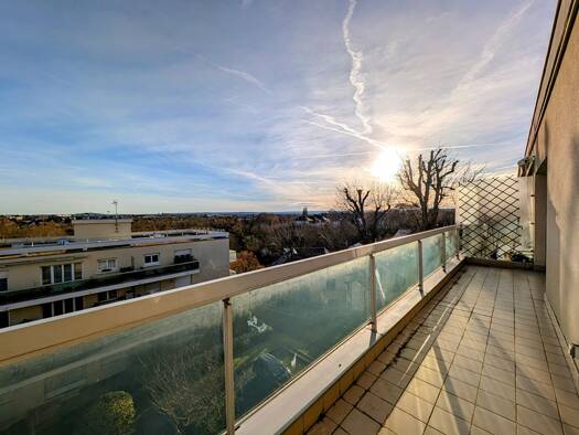 Appartement à vendre 246 750 € 1 pièce 36 m² Étage 4/4 Les Cotes Maisons-Laffitte 78600