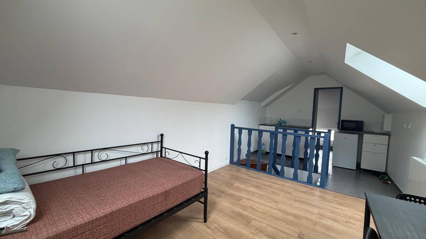 Appartement 1 pièce 14 m² · à Valenciennes · 14,1 m² · 350 €