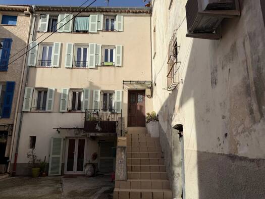 Immeuble à vendre 357 000 € 122 m² Tourrette-Levens 06690