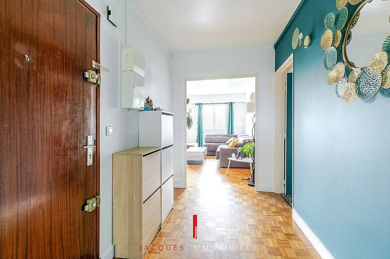 Appartement à vendre 695 000 € 5 pièces 4 chambres 106 m² Dernier étage, Étage 4/4 La Fontaine-Parc des Sceaux-Croix de Berny-Centre Ville Antony 92160
