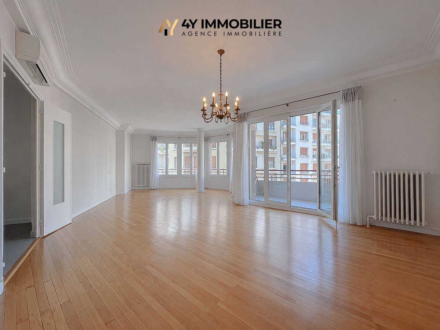 Appartement 4 pièces 106 m² · à Grenoble · 106,3 m² · 370 000 €