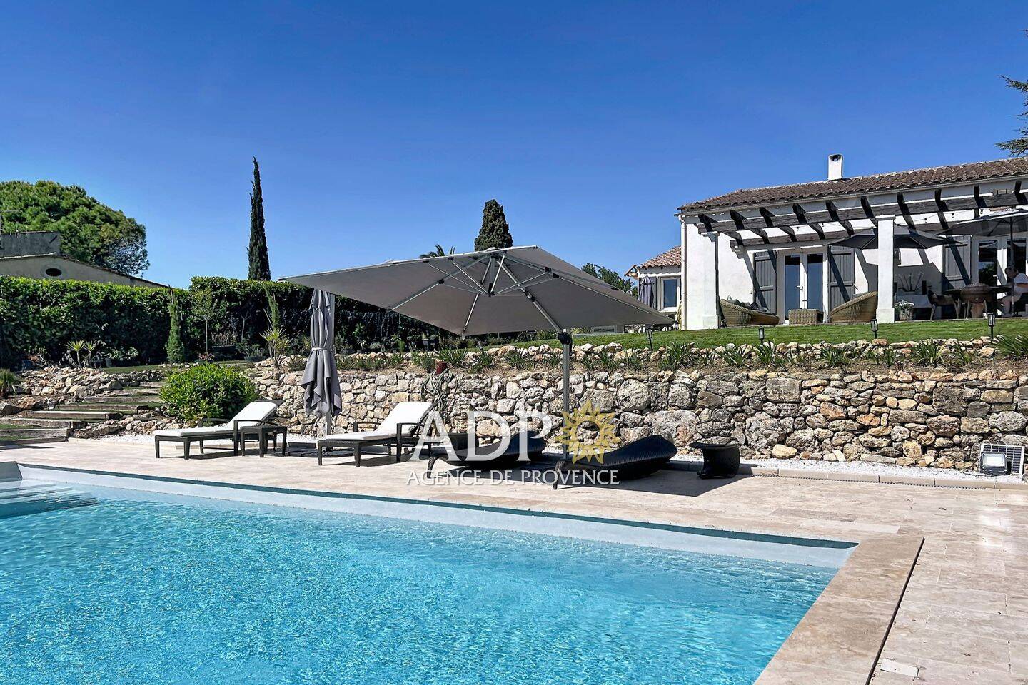 Maison 6 pièces 130 m² · à Grasse · 130 m² · 799 000 €