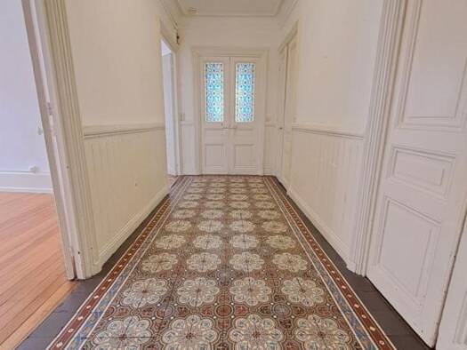 Appartement à louer 910 € 3 pièces 2 chambres 112 m² Étage 1/3 Centre Chalon-sur-Saône 71100