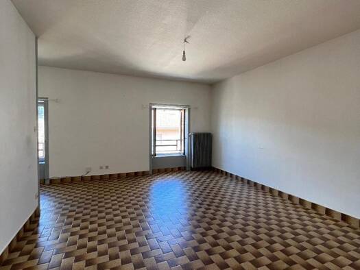 Appartement à louer 370 € 3 pièces 2 chambres 58,2 m² 3ème étage Centre Tarare 69170