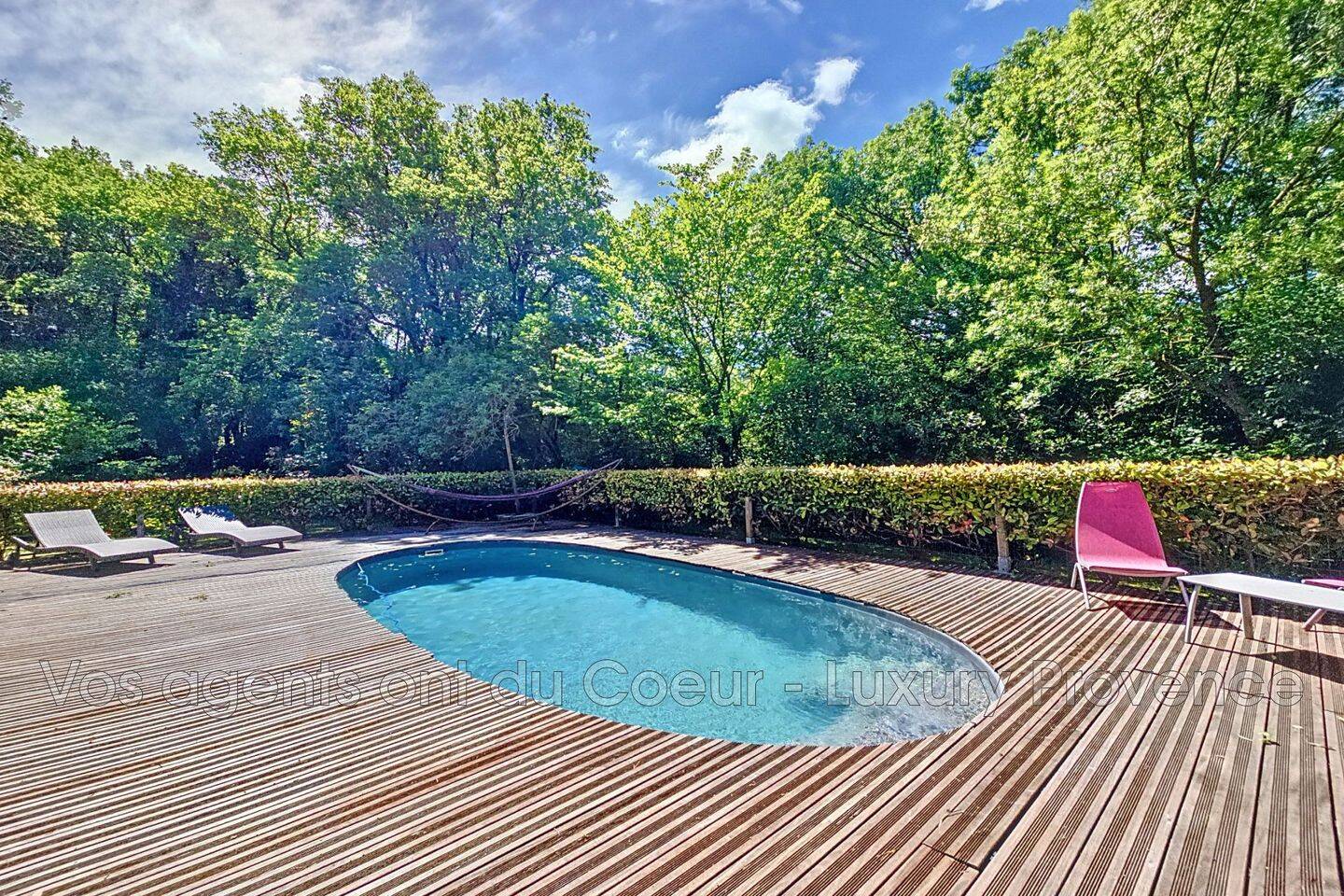 Maison 7 pièces 170 m² · à Simiane-Collongue · 170 m² · 785 000 €