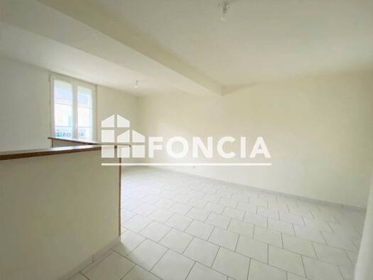 Appartement à louer 455 € 2 pièces 1 chambre 50,4 m² 1er étage Bagneux Saumur 49400