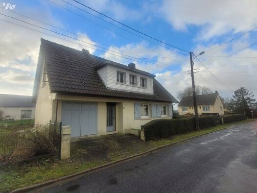 Maison à vendre 195 300 € 5 pièces 4 chambres 104 m² 351 m² de terrain Embreville 80570