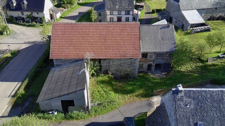 Ferme à vendre 49 500 € 3 pièces 1 chambre 228 m² 926 m² de terrain Heume l Eglise 63210
