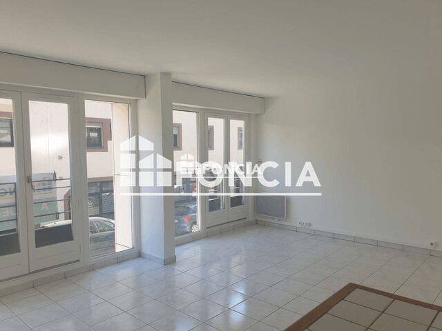 Appartement 1 pièce 35 m² · à Grenoble · 35,3 m² · 588 €