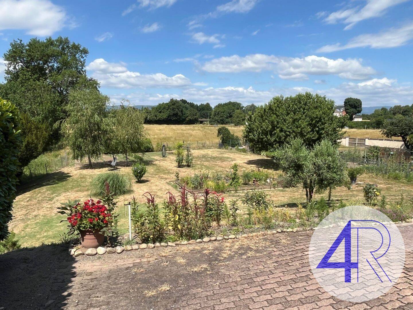 Maison 4 pièces 89 m² · à Saint-Georges-de-Reneins · 89 m² · 273 000 €