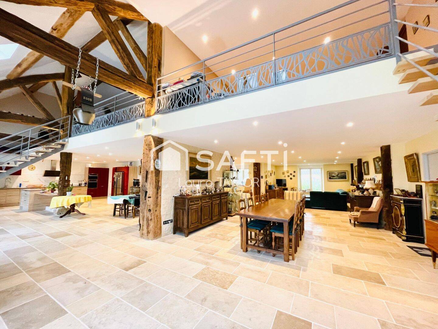 Maison 8 pièces 415 m² · à Colmier-le-Haut · 415 m² · 325 000 €