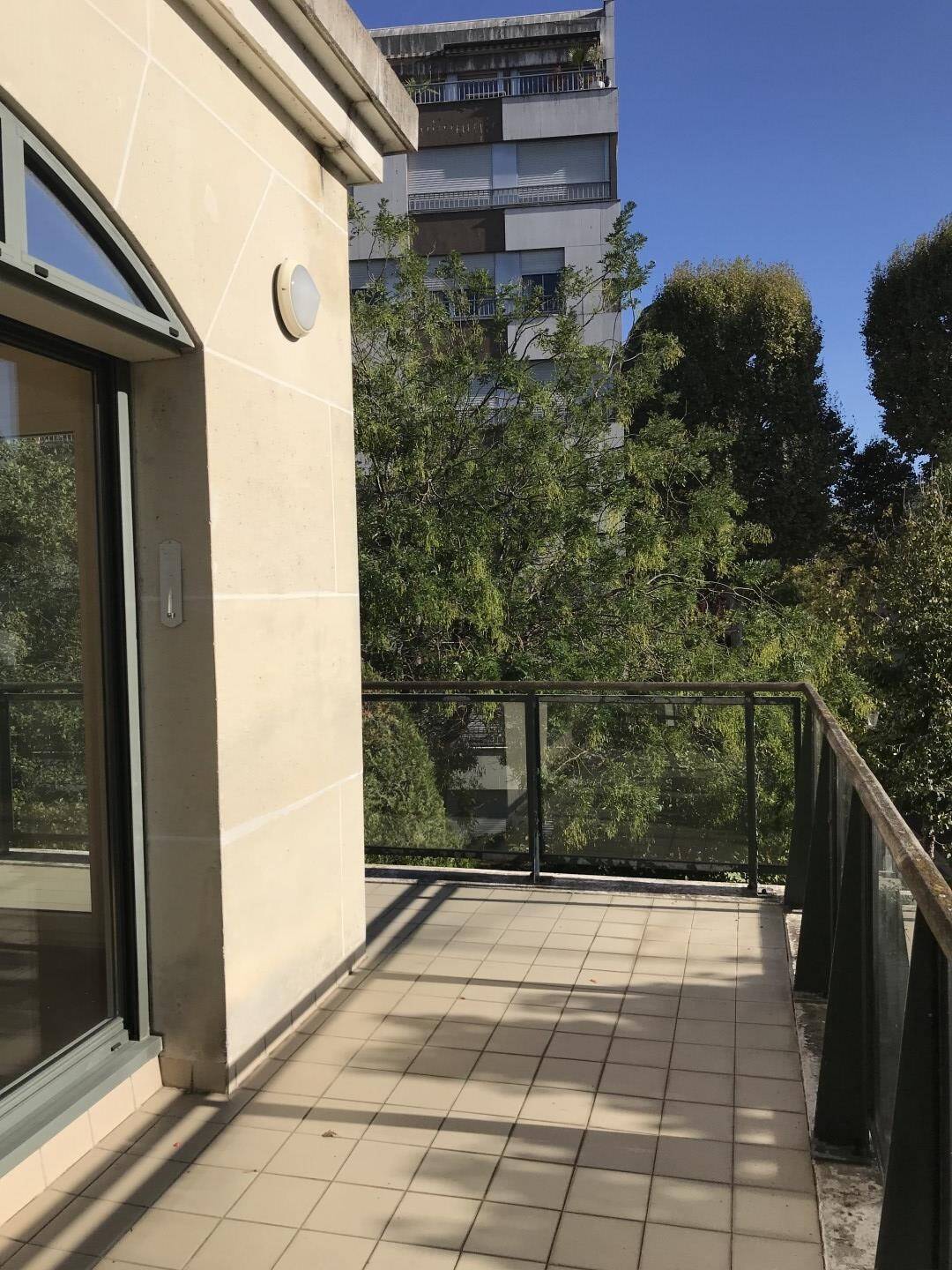 Appartement 4 pièces 102 m² · à Neuilly-sur-Seine · 102 m² · 3 910 €/mois
