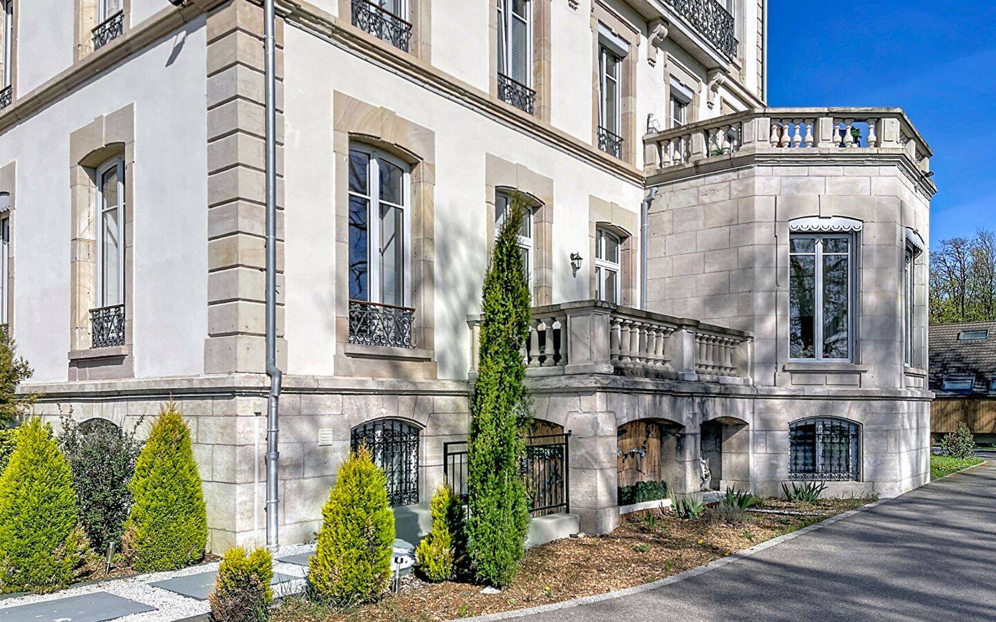 Appartement 5 pièces 220 m² · à Morvillars · 220 m² · 419 900 €