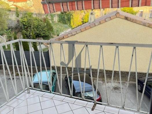 Appartement à vendre 139 000 € 3 pièces 2 chambres 61 m² Étage 1/4 Portes-lès-Valence 26800