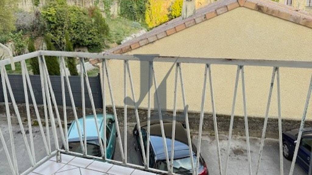 Appartement à vendre 139 000 € 3 pièces 2 chambres 61 m² Étage 1/4 Portes-lès-Valence 26800