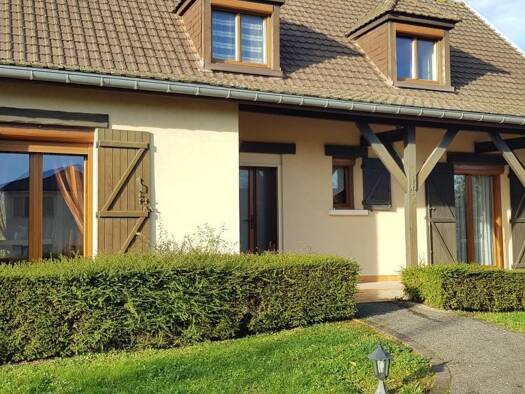 Maison à vendre 272 000 € 7 pièces 4 chambres 150 m² 1 342 m² de terrain Recy 51520