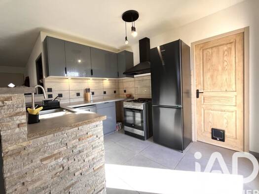 Maison de plain-pied à vendre 338 200 € 5 pièces 4 chambres 106 m² 1 078 m² de terrain Duerne 69850