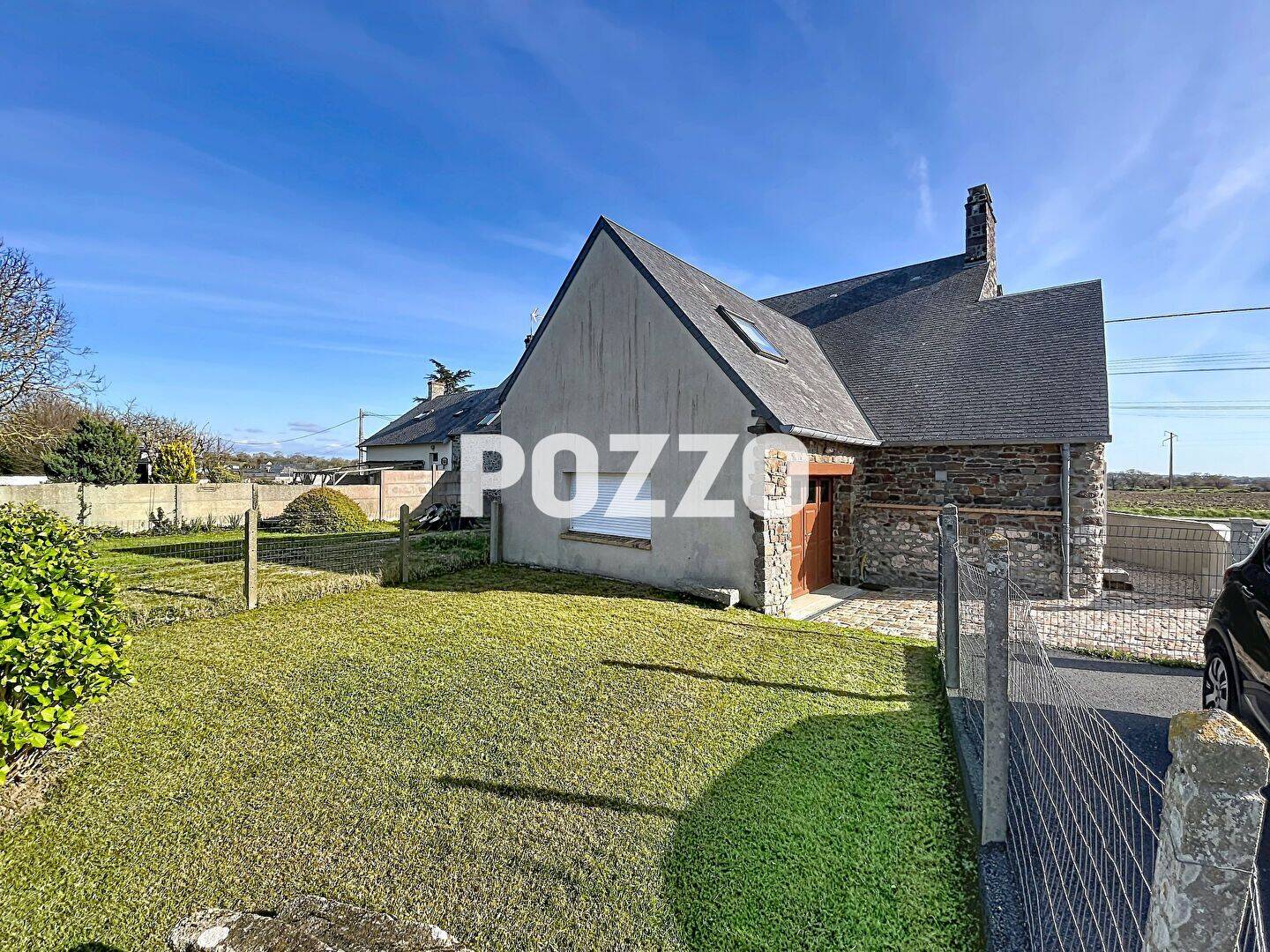 Maison 6 pièces 102 m² · à Saint-Planchers · 102 m² · 214 900 €