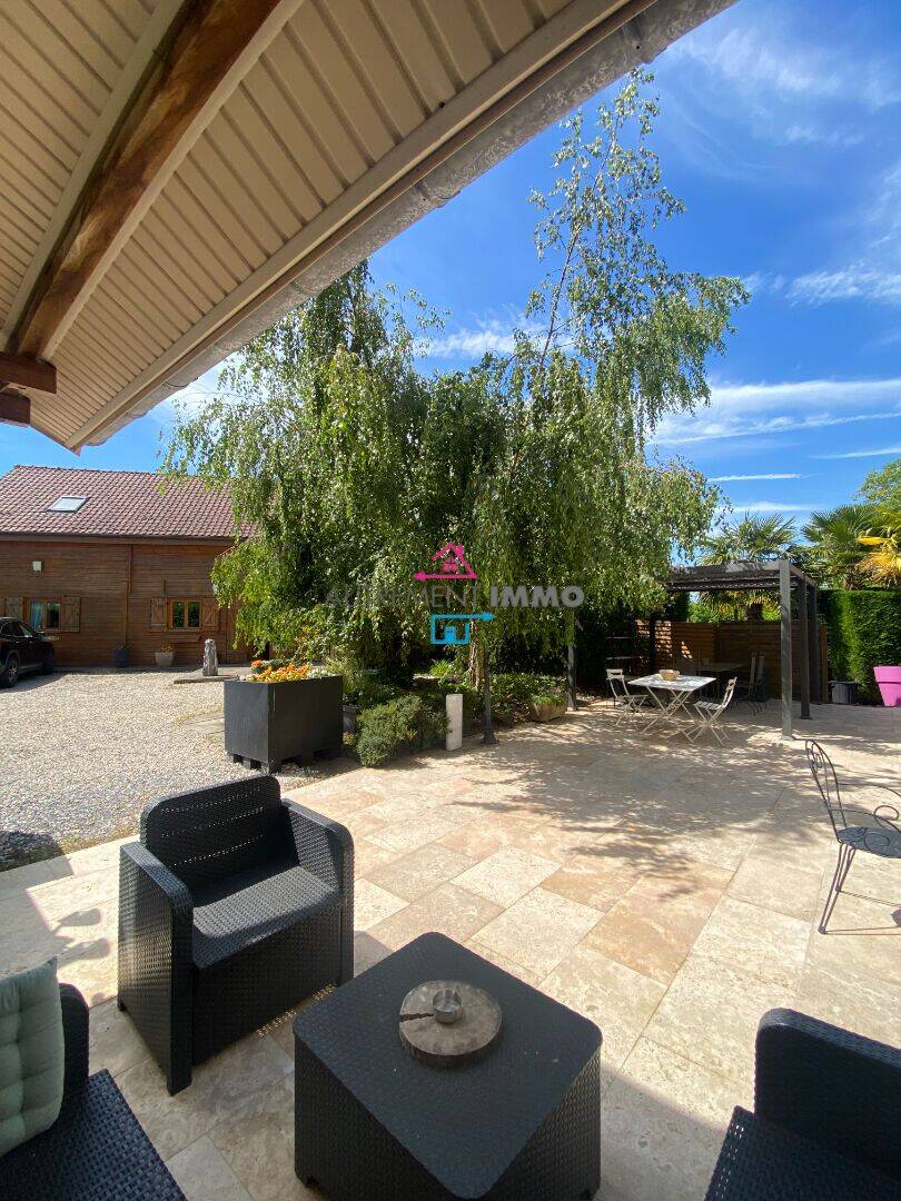 Maison 11 pièces 219 m² · à Arras · 219 m² · 570 000 €