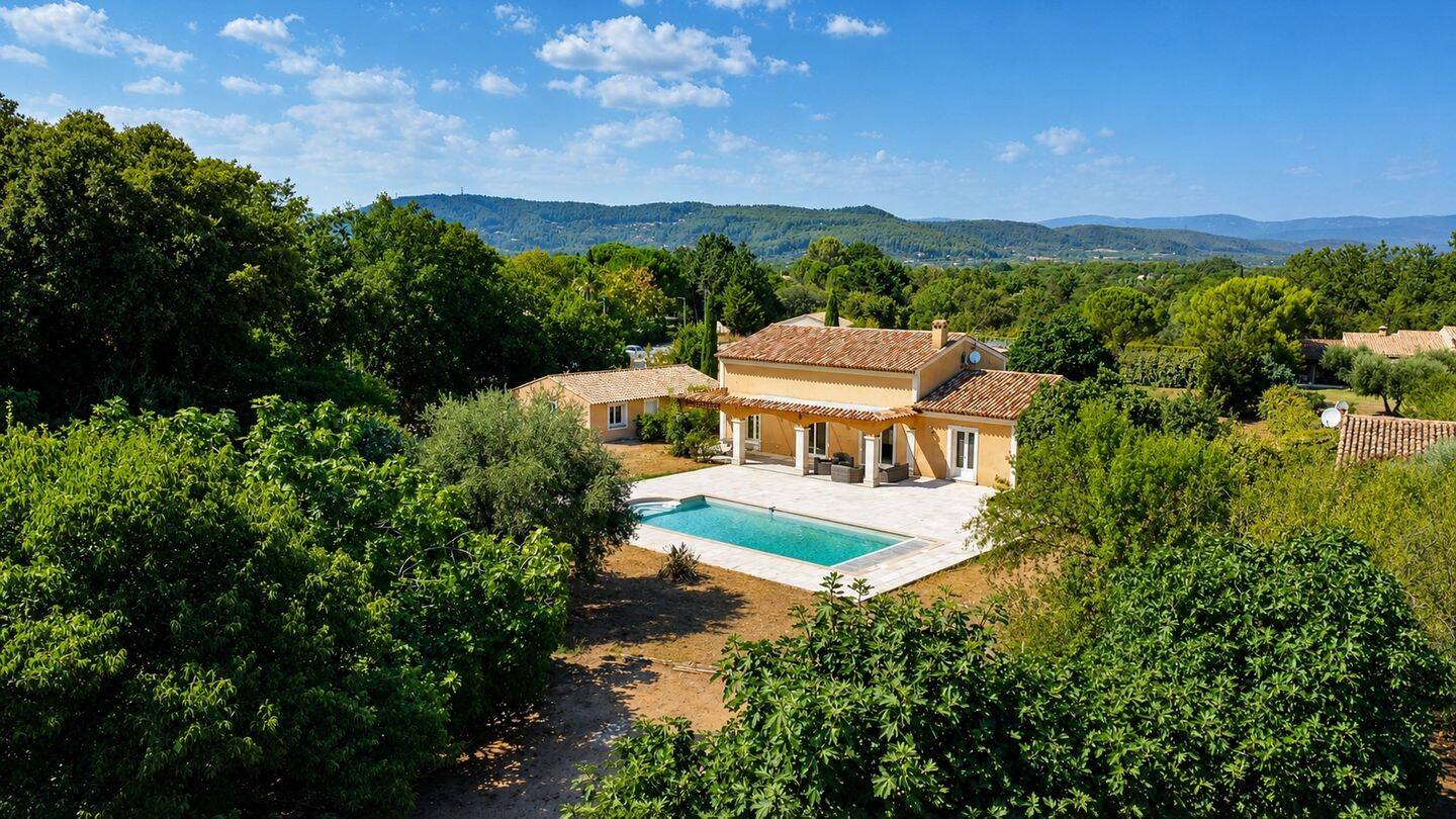 Maison 6 pièces 223 m² · à Le Muy · 223 m² · 572 000 €