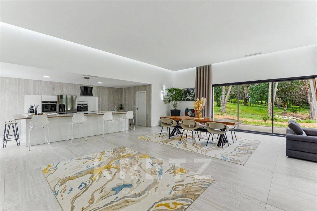 Maison 5 pièces 195 m² · à Montauban · 195 m² · 795 000 €