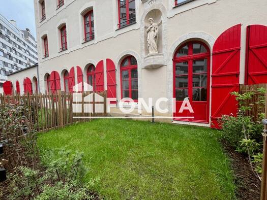 Appartement à louer 690 € 2 pièces 1 chambre 45,3 m² RDC Quartier du Centre Le Mans 72000