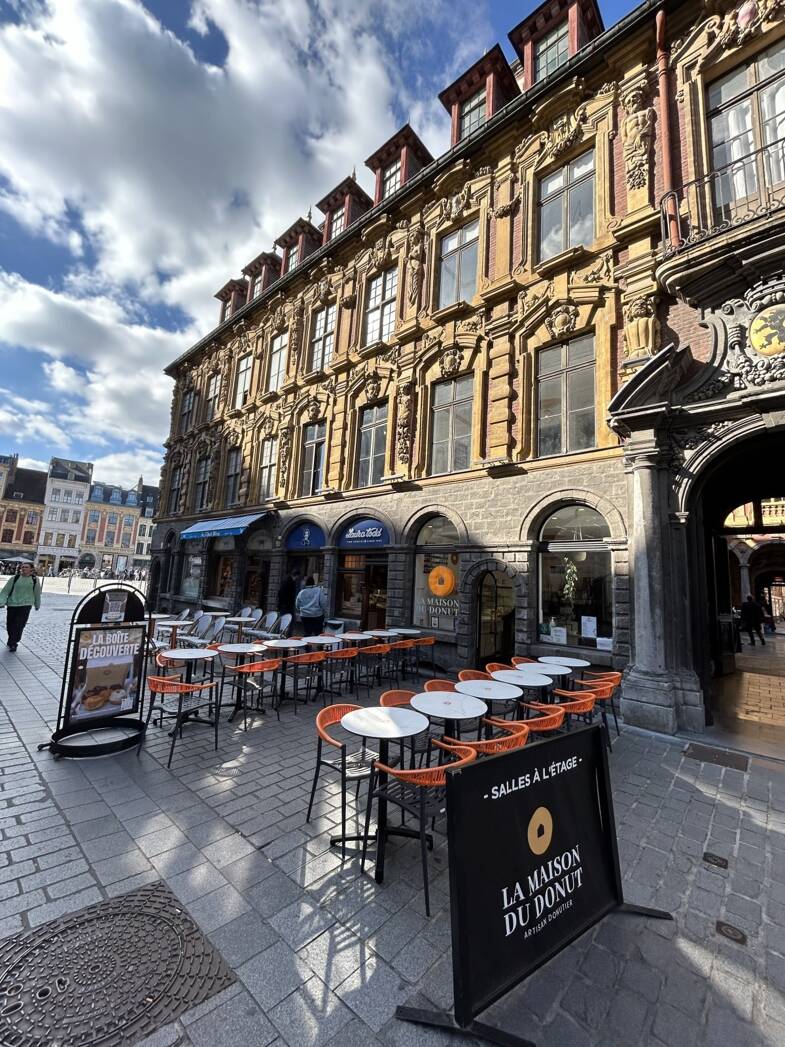 Local commercial à louer 3 500 € 140 m² de surface de vente Centre Lille 59000