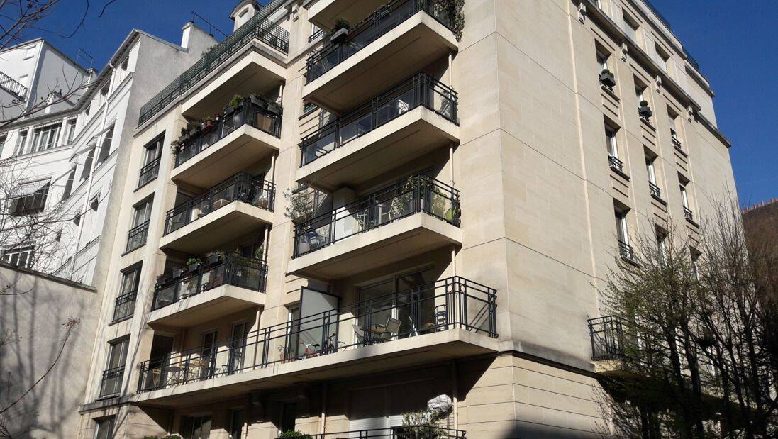 Appartement 3 pièces 75 m² · à Paris 8ème Arrondissement · 75 m² · 2 599 €