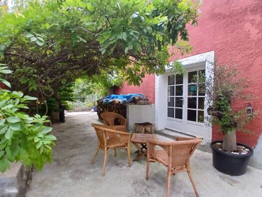 Maison à vendre 365 000 € 5 pièces 2 chambres 97 m² 1 990 m² de terrain Pompignan 30170