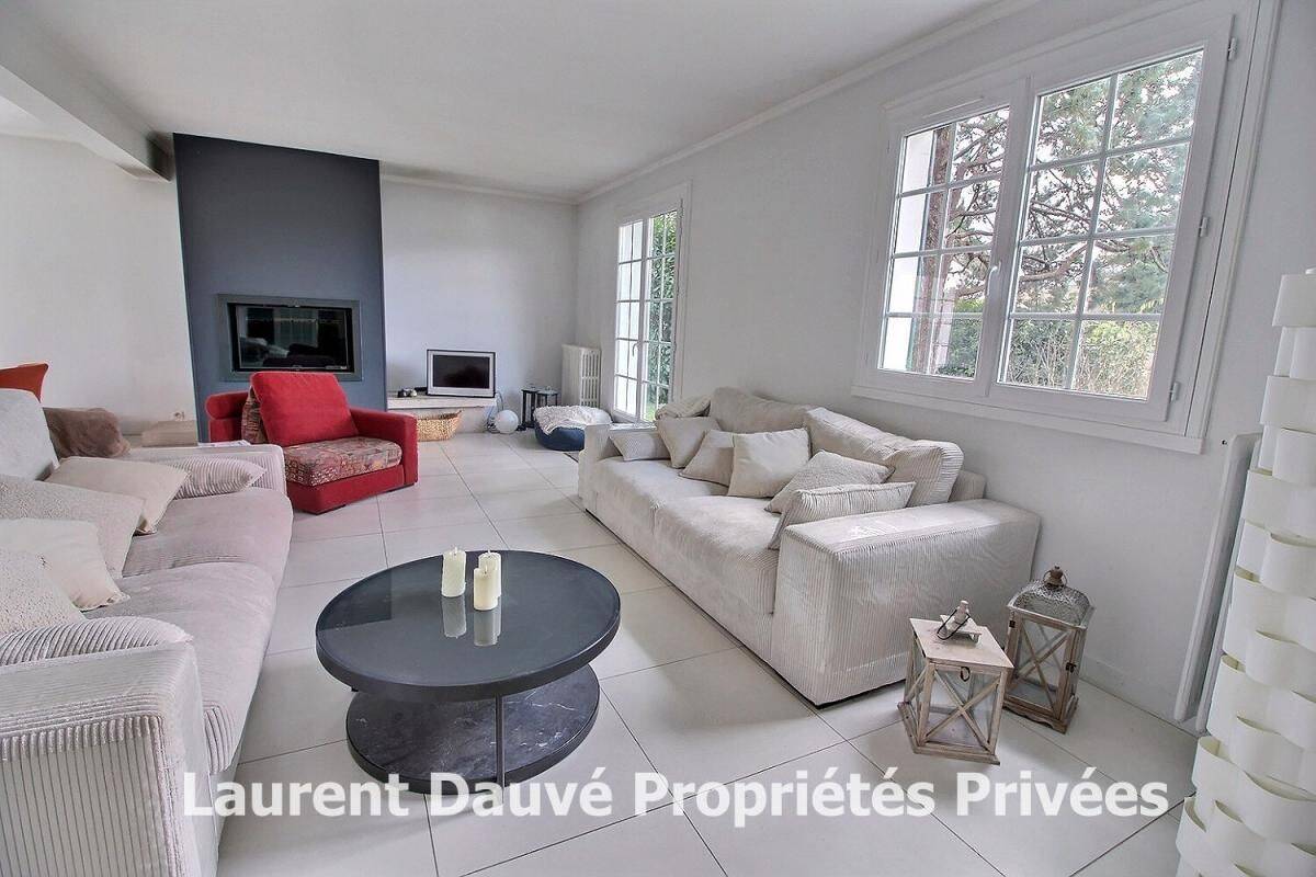 Maison 7 pièces 162 m² · à Saint-Cyr-en-Val · 162 m² · 349 900 €