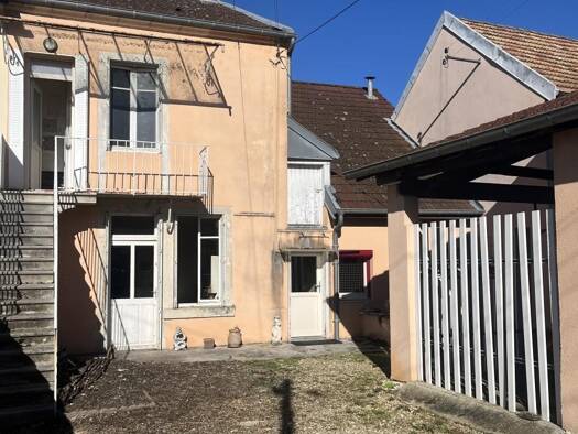 Maison à vendre 115 000 € 2 pièces 1 chambre 108 m² 226 m² de terrain Dole 39100