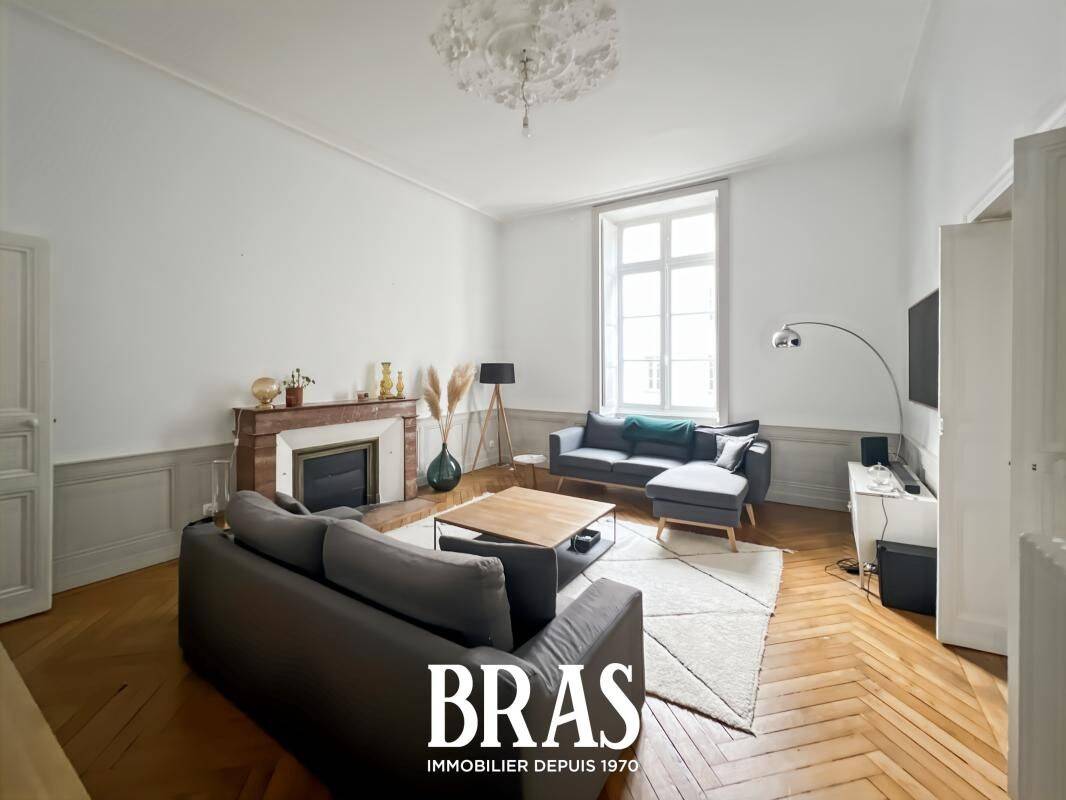 Appartement 3 pièces 115 m² · à Nantes · 115 m² · 1 555 €/mois
