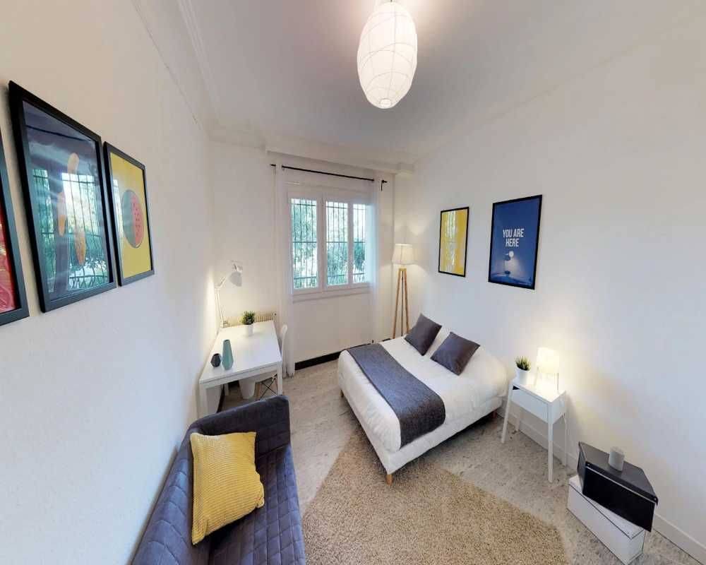 Appartement 5 pièces 120 m² · à Montpellier · 120 m² · 735 €