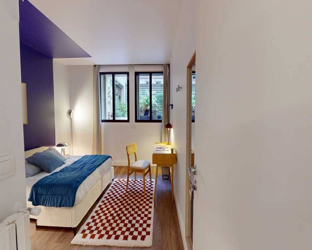 Appartement 2 pièces 60 m² · à Paris 8ème Arrondissement · 60 m² · 1 350 €