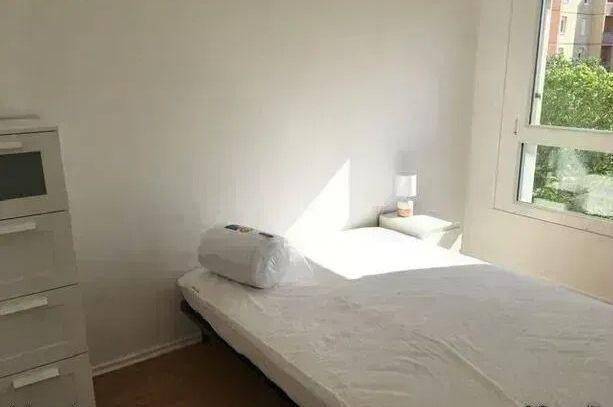 Appartement 1 pièce 85 m² · à Talence · 85 m² · 540 €