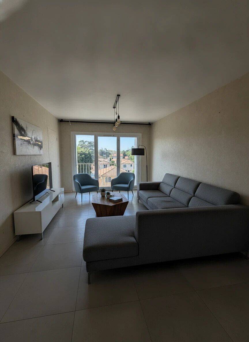 Appartement 2 pièces 53 m² · à Romans-sur-Isère · 52,5 m² · 82 600 €