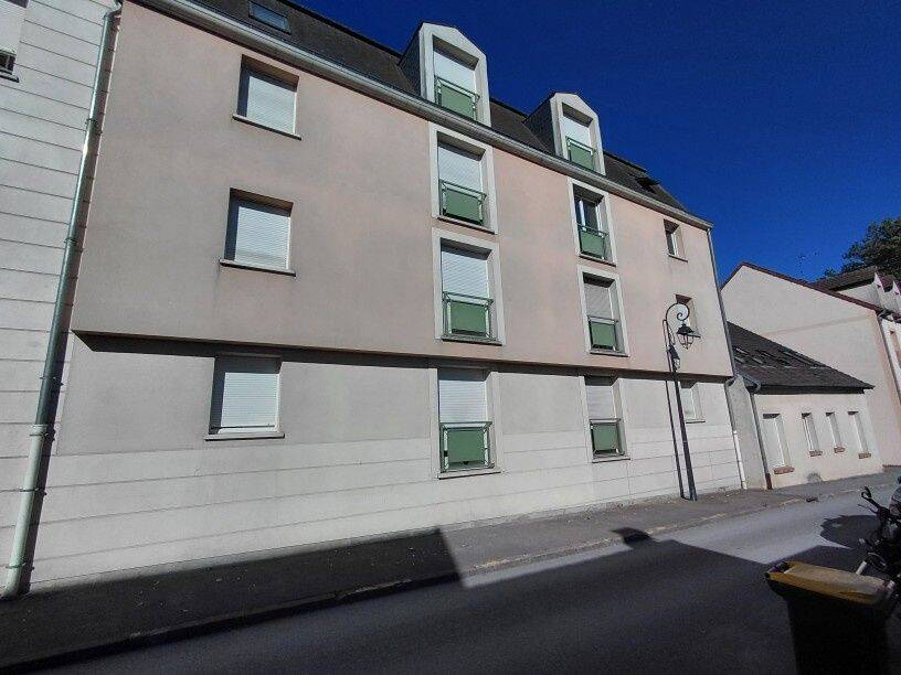 Appartement 2 pièces 56 m² · à Dourdan · 55,6 m² · 125 000 €