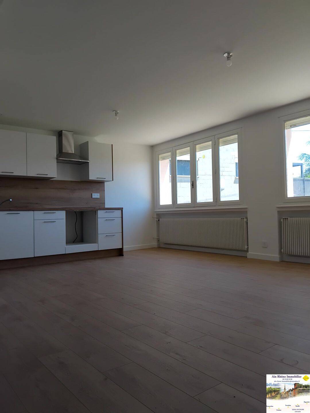 Appartement 4 pièces 69 m² · à Villeneuve · 68,8 m² · 1 080 €