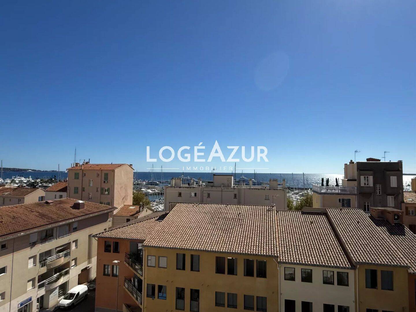 Appartement 2 pièces 28 m² · à Vallauris · 27,7 m² · 820 €