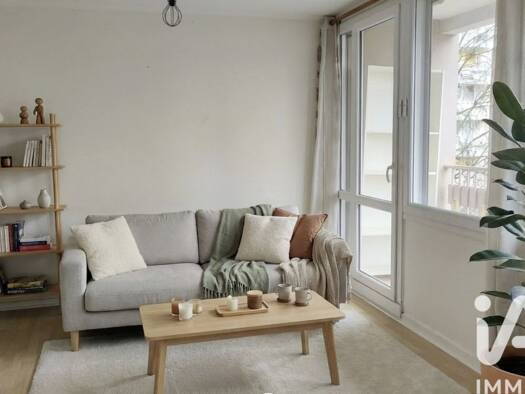 Appartement à vendre 215 000 € 4 pièces 3 chambres 75,2 m² Étage 2/5 Celestins Merlo Oullins 69600