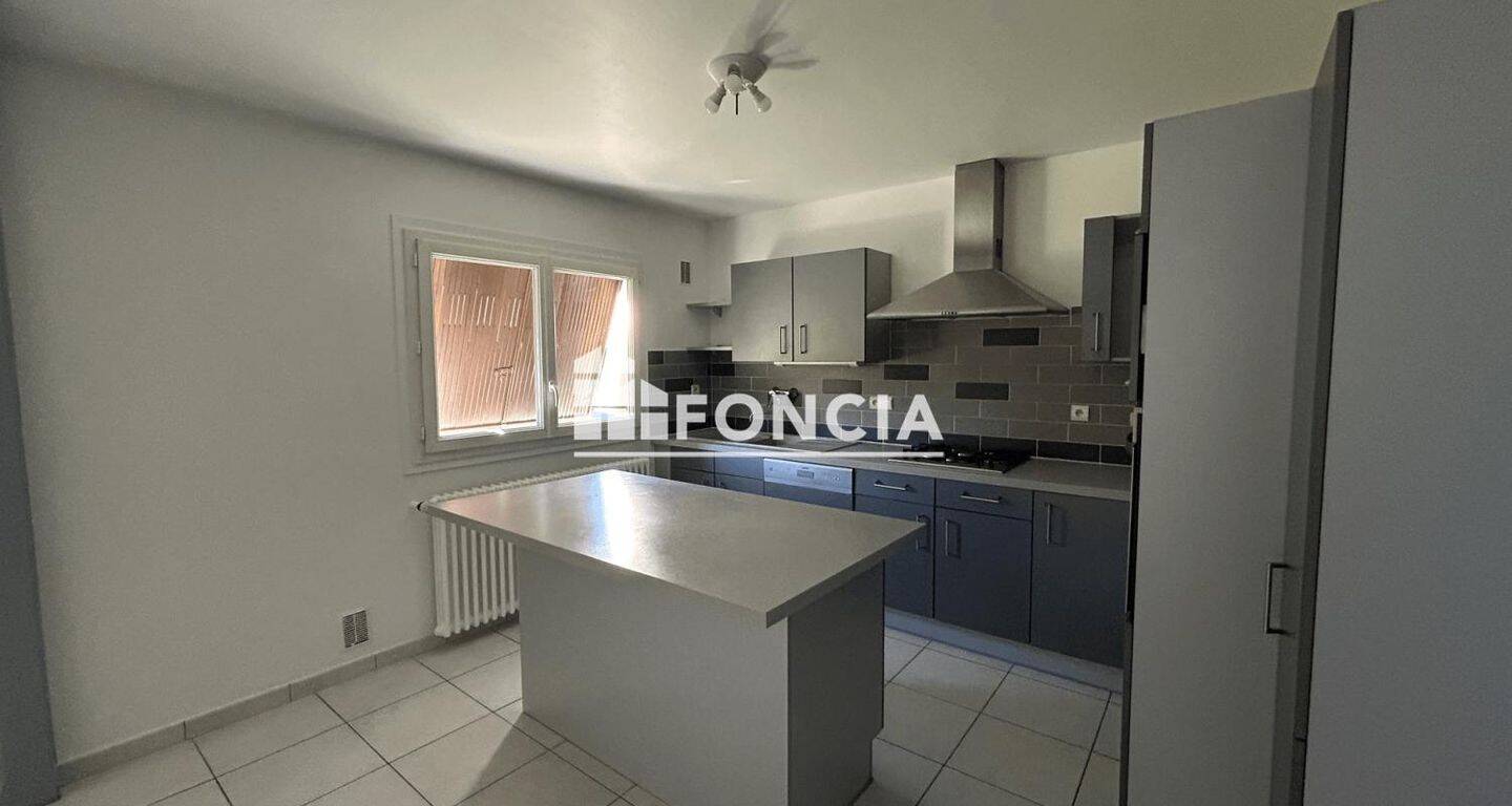 Appartement 3 pièces 69 m² · à Saint-Genis-Pouilly · 69 m² · 1 413 €/mois