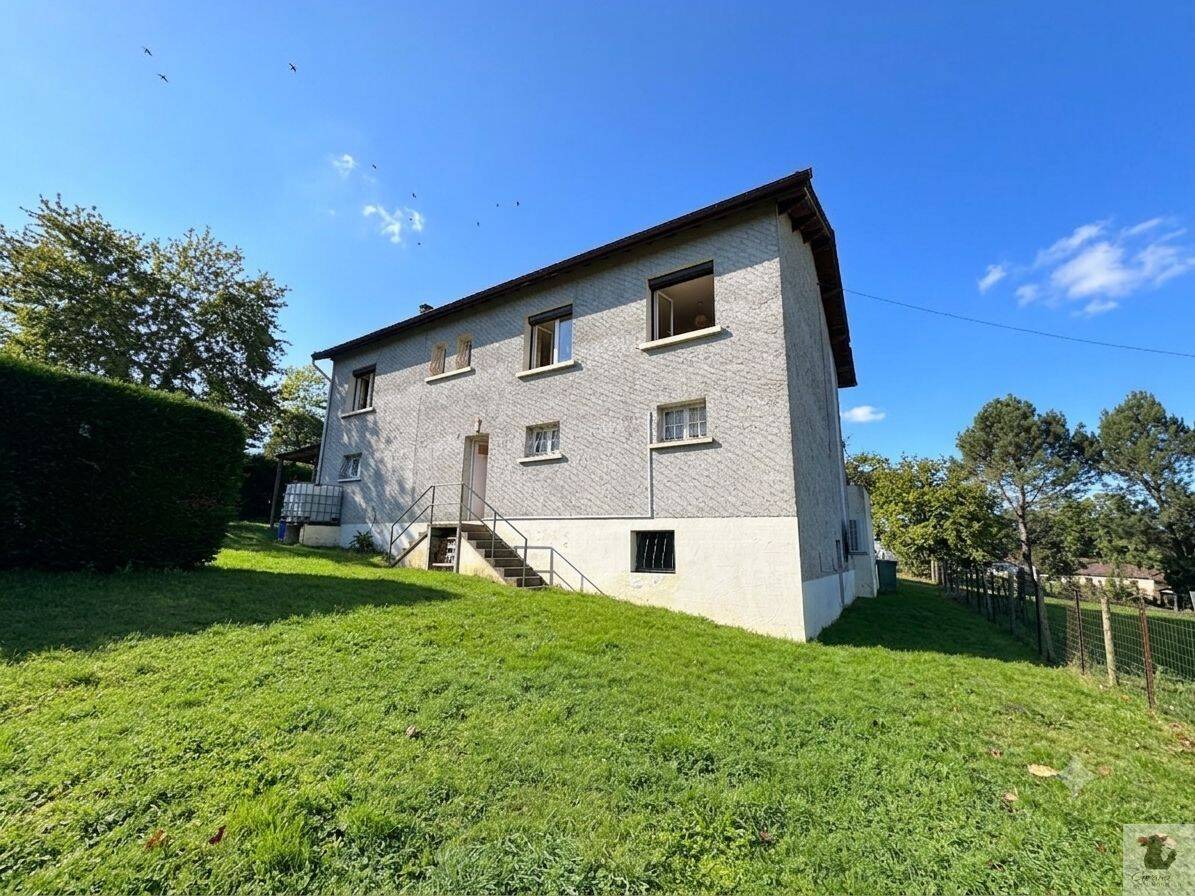Maison 6 pièces 112 m² · à Mouleydier · 112 m² · 166 000 €