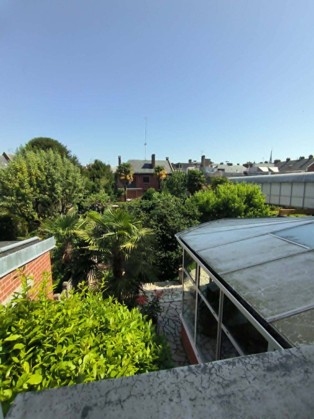 Appartement 1 pièce 65 m² · à Amiens · 65 m² · 350 €