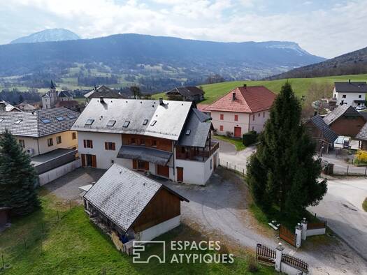 Maison à vendre - Première occupation 795 000 € 11 pièces 7 chambres 293 m² 1 282 m² de terrain Arith 73340