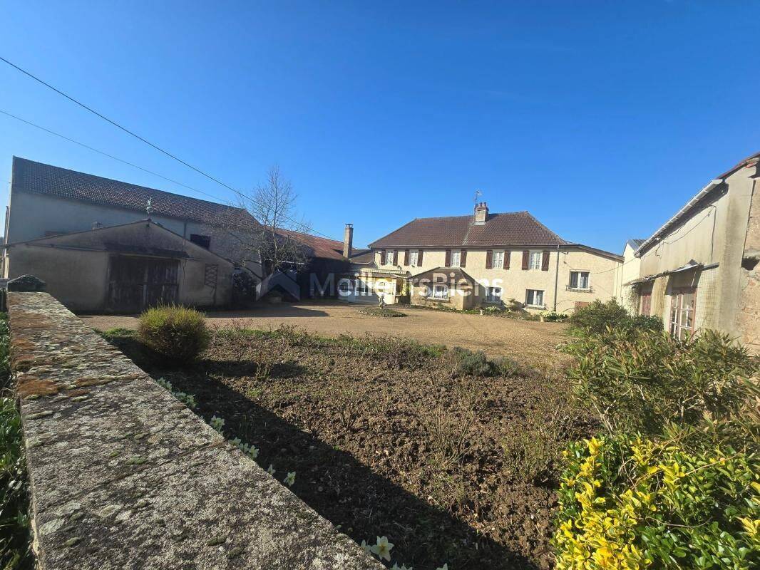 Maison 5 pièces 103 m² · à Auxonne · 103 m² · 220 000 €