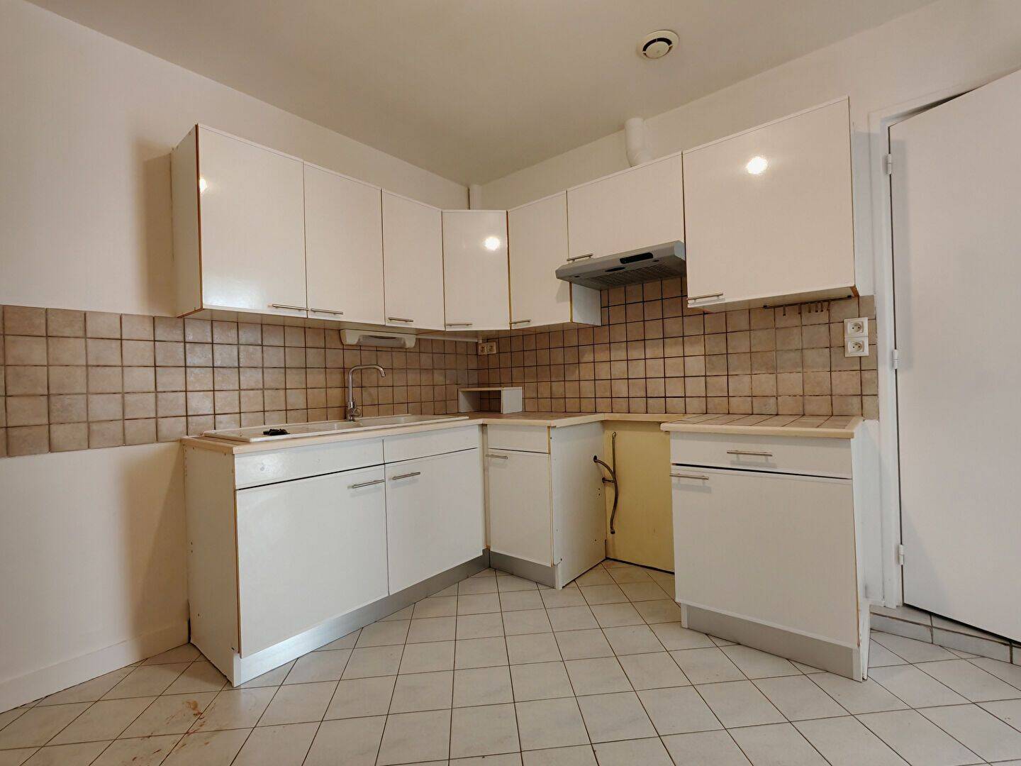 Appartement 1 pièce 39 m² · à Rochefort · 39,2 m² · 425 €/mois