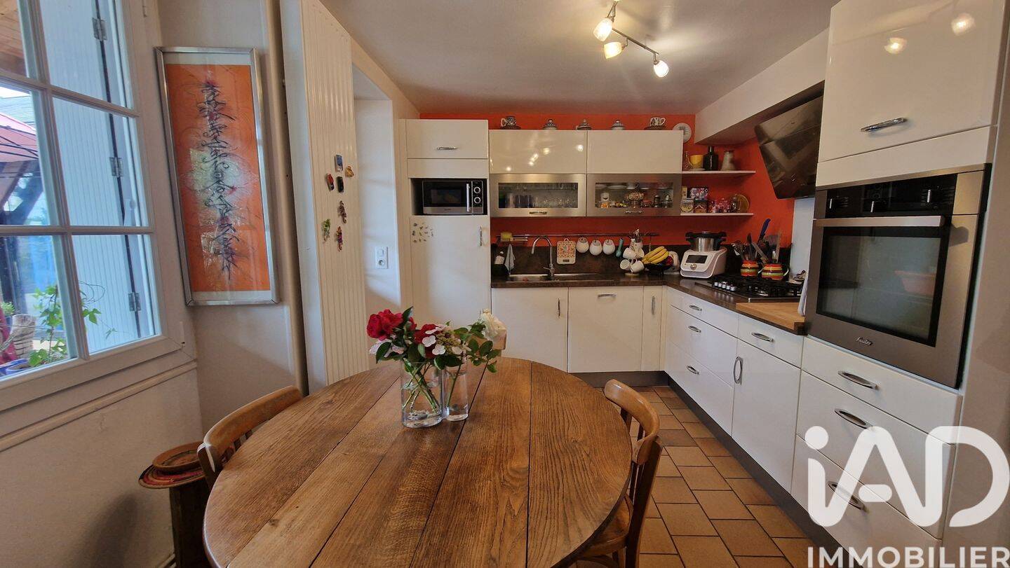 Maison 7 pièces 184 m² · à Beaumont-en-Véron · 184 m² · 258 000 €